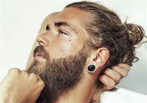 10 conseils pour hommes qui se laissent pousser les cheveux